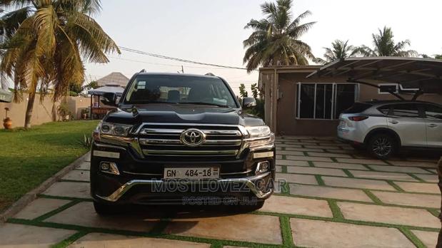 Ghana Car Rental Services. Landcruisers V8 for Rent in Gh · Photo 2