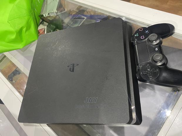 Playstation 4 Slim Ps4 · Photo 1