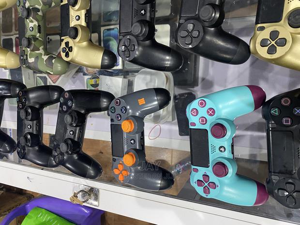 Ps4 Controllers Genuine · Photo 4