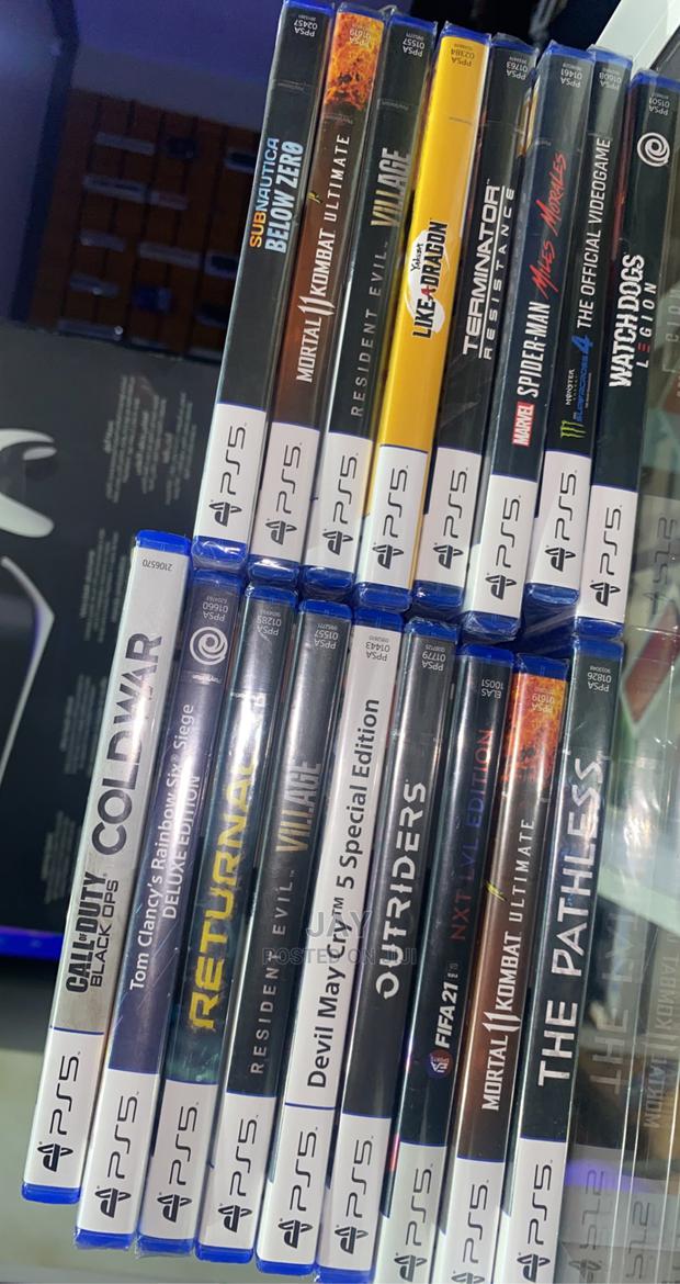 Playstation 5 Game Cds · Photo 3