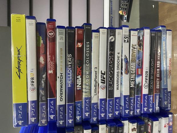 Playstation 4 Game Cds · Photo 2