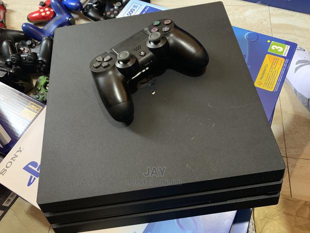 Playstation 4 Pro Jailbreak With Games · Photo 1