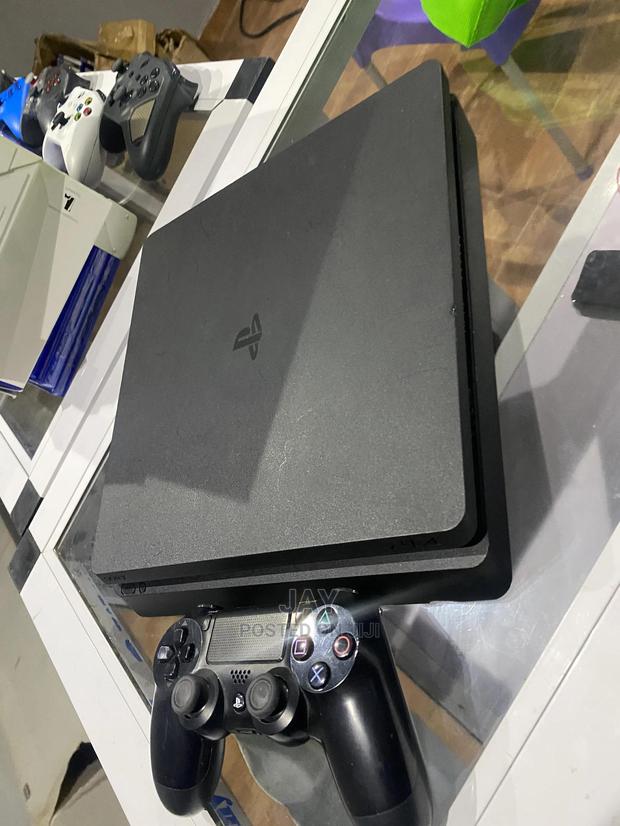 Playstation 4 Slim Ps4 · Photo 3