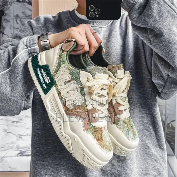 Casual Sneakers – Size 44 · Photo 1