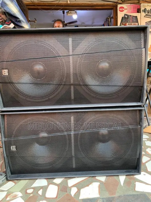 Martins Audio Double Bass Speakers(Chipboard) · Photo 1