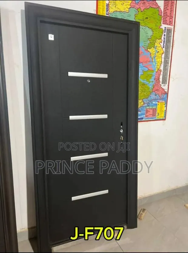 Special Design One and Half Door Is Available · Photo 1