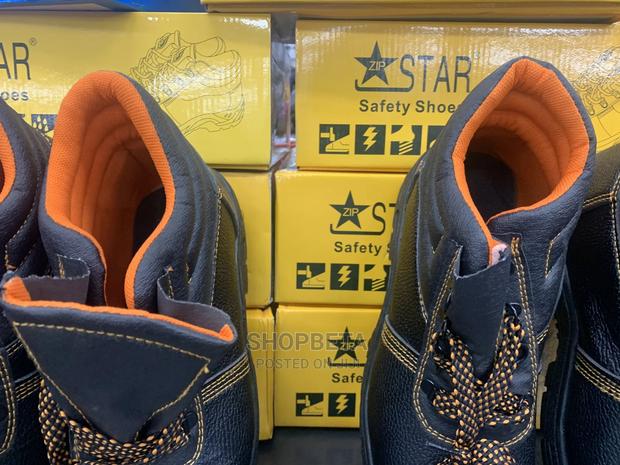 Quality Safety Boots · Photo 2
