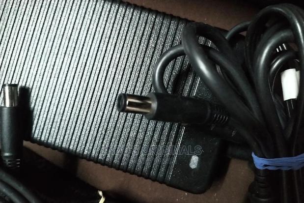 Alienware Charger Dell Precision Charger 210watts Original · Photo 3