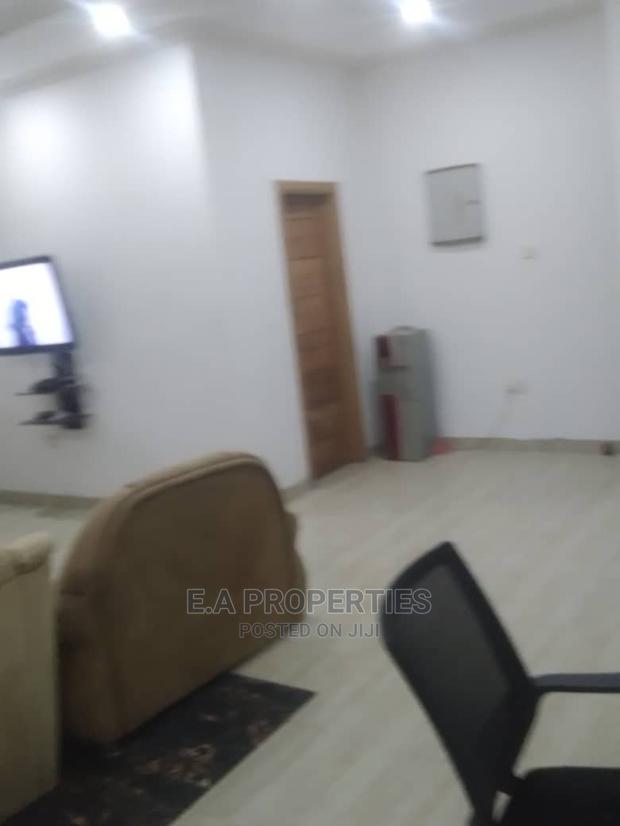 4bdrm Bungalow in E a Properties, Boundary Road Area for Sale · Photo 4