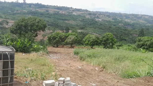 Land for Sale at Somanya · Photo 1