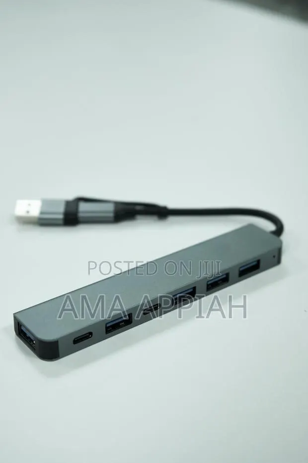 7 in 1 Adapter · Photo 1