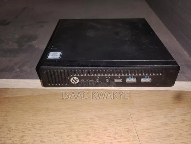 Desktop Computer HP EliteDesk 800 G3 8GB Intel Core i5 SSD 256GB · Photo 1