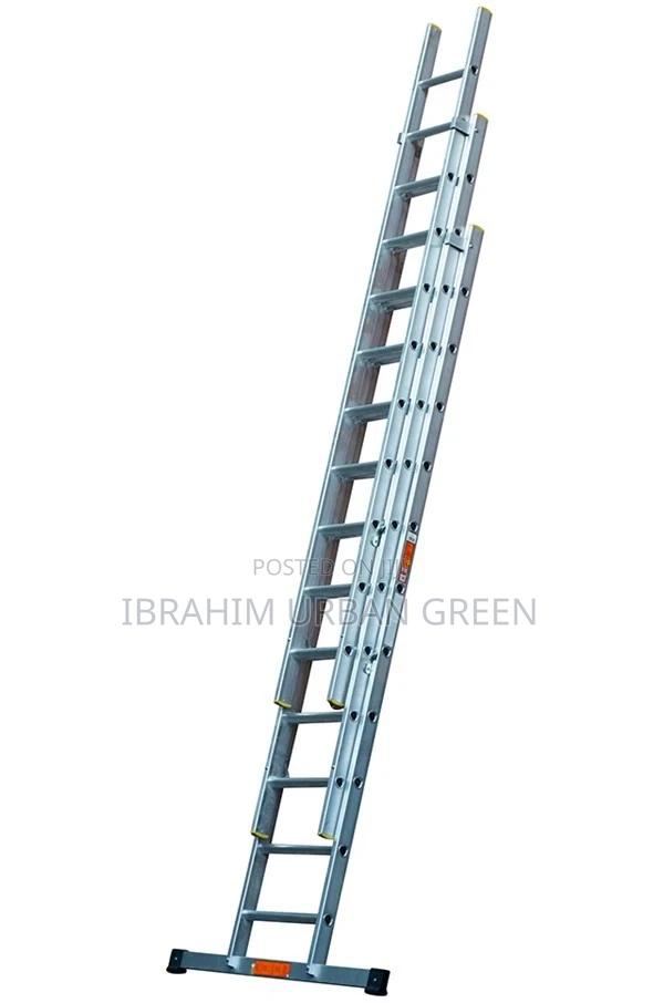 10*3 Extension Ladder · Photo 1