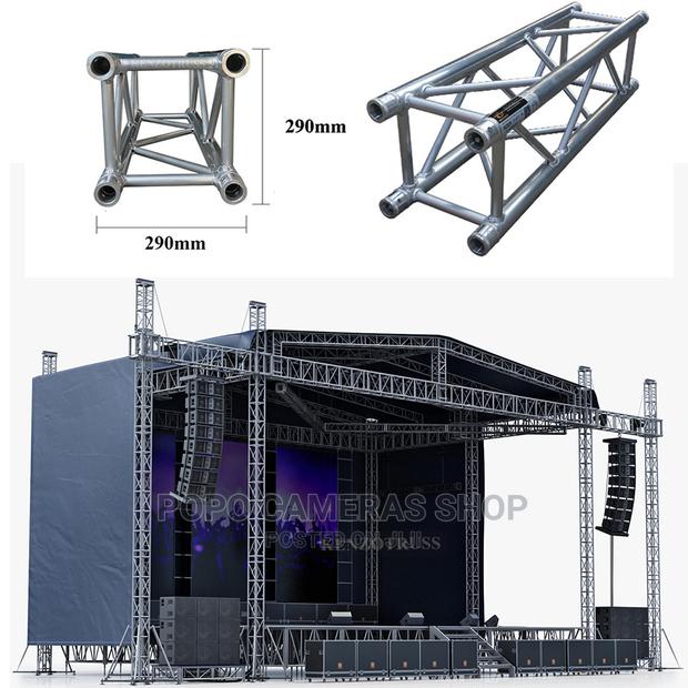 Trusses Setup For All Events · Photo 2