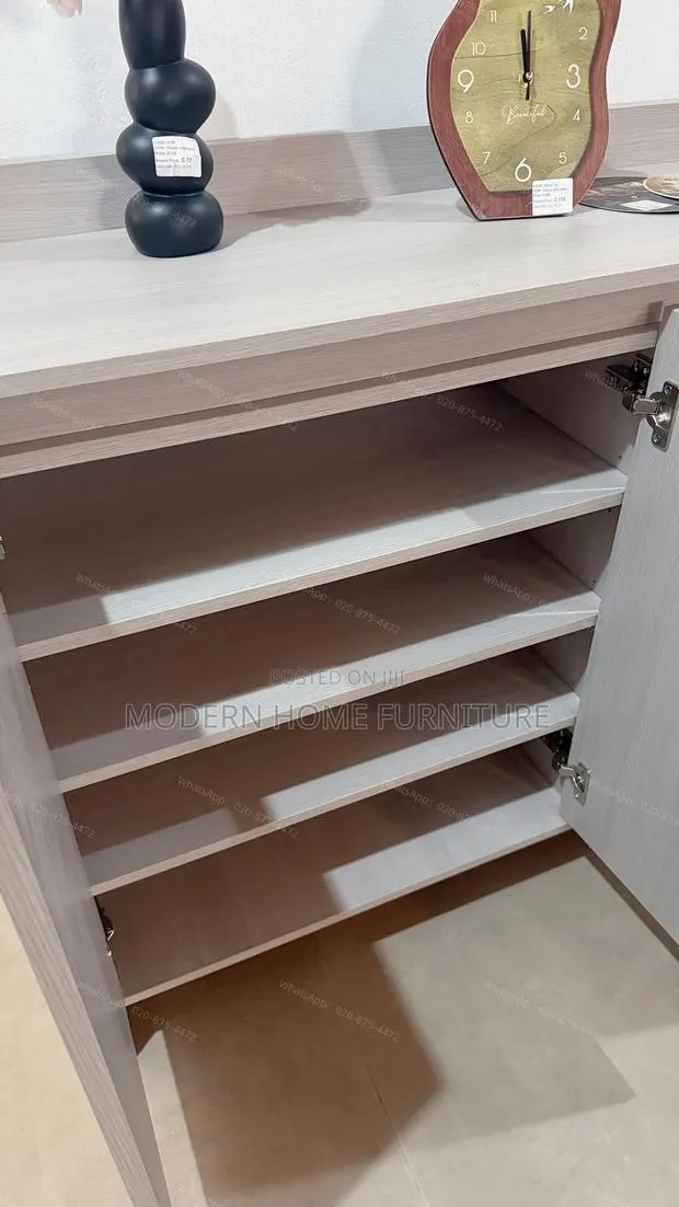 Modern Imported Shoe Cabinet · Photo 4