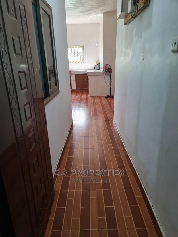 6bdrm House in E a Properties, Accra Metropolitan for Sale · Photo 5