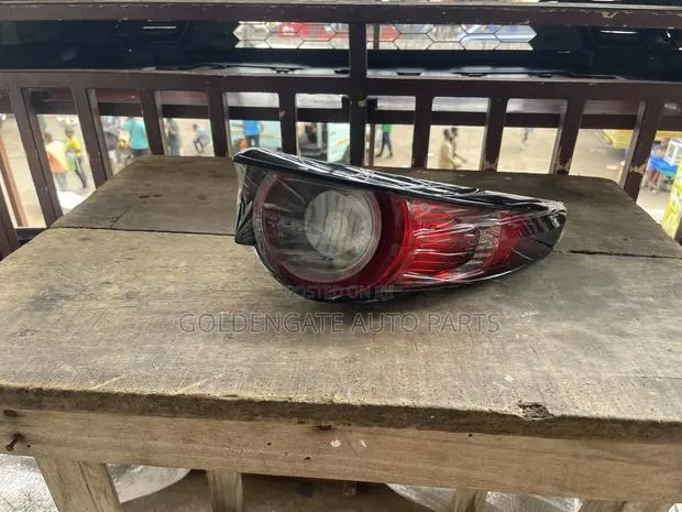 Mazda CX-30 Taillight · Photo 1