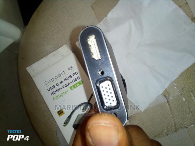 Type C to Hub PD +HDMI+VGA+USB (4 In1) · Photo 2