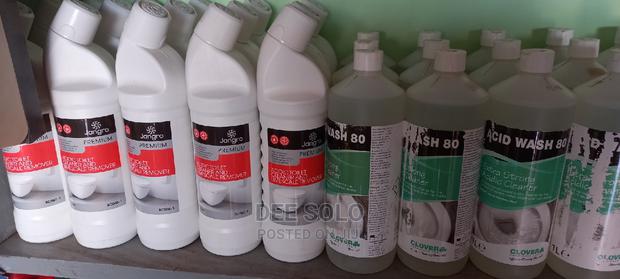 Acid Wash Toilet Bowl and Floor Stain Remover · Photo 1