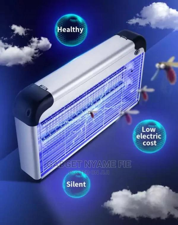 Super Pest/ Insect Killer 4 Watts (1.6tt Bulb) · Photo 1