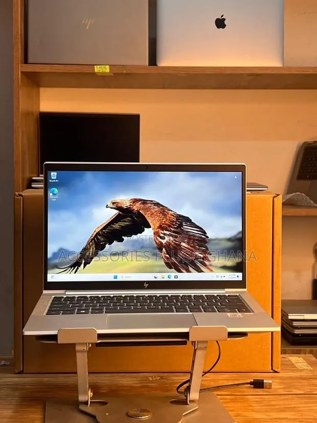 Laptop HP EliteBook 830 G7 8GB Intel Core i5 SSD 256GB · Photo 1
