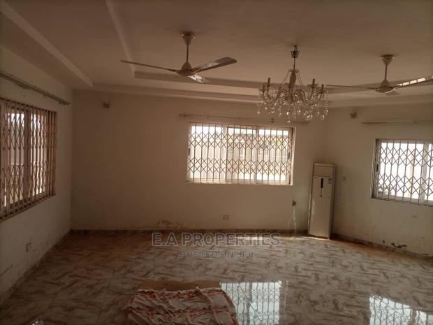 6bdrm House in E a Properties, Otano for Rent · Photo 5