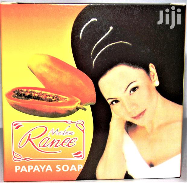 Madam Ranee Papaya Soap · Photo 1