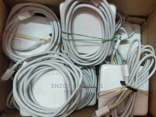 Macbook 87watt Usb-c Power Adapter Charger Usa Used Original · Photo 4