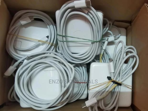 Macbook 87watt Usb-c Power Adapter Charger Usa Used Original · Photo 5