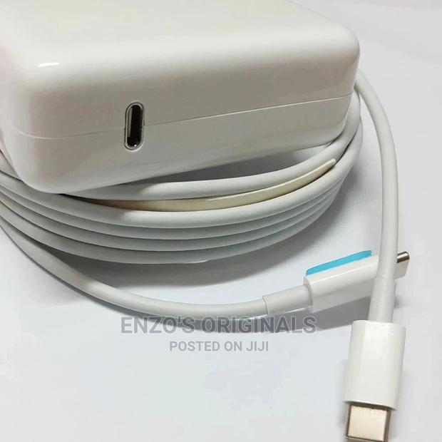 Macbook 87watt Usb-c Power Adapter Charger Usa Used Original · Photo 2