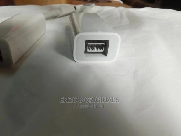 Apple Thunderbolt To Firewire 800 Adapter · Photo 2