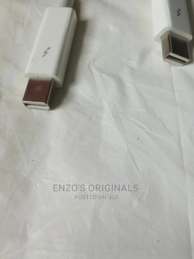 Apple Thunderbolt To Firewire 800 Adapter · Photo 5