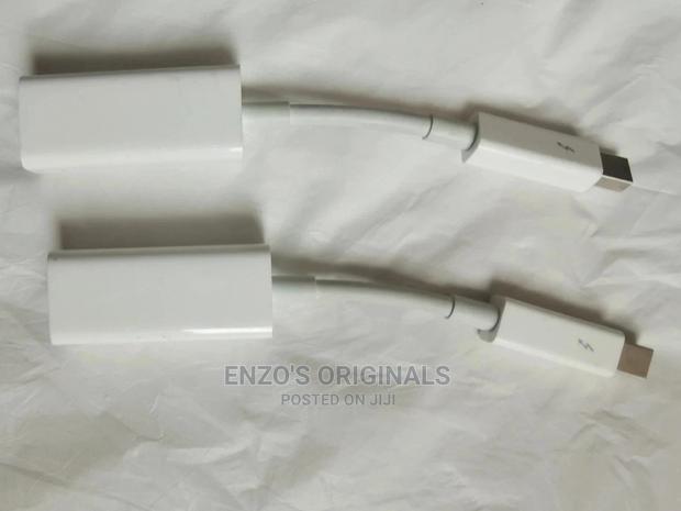 Apple Thunderbolt To Firewire 800 Adapter · Photo 6