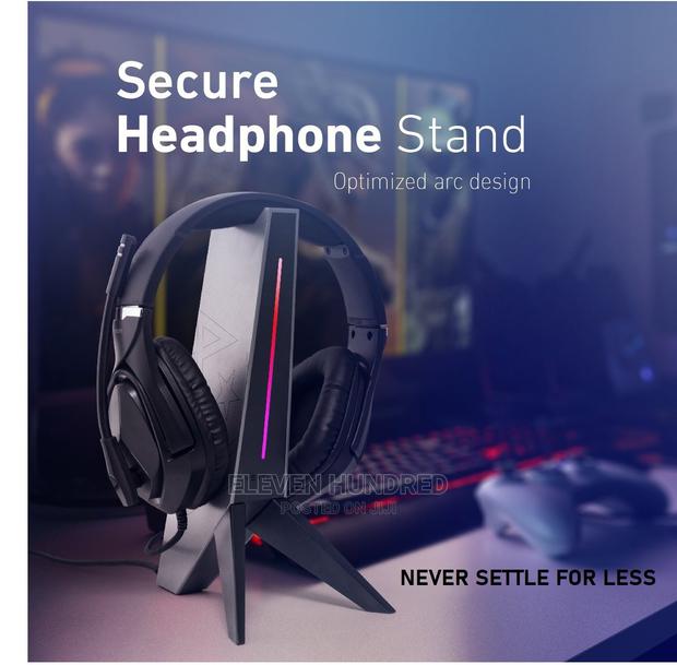 Gaming Headset Stand · Photo 1