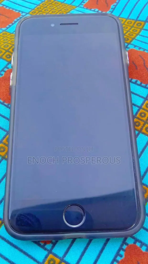 Apple iPhone 8 256 GB Black · Photo 1