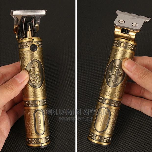 Kemei 700b Hair Clipper · Photo 1