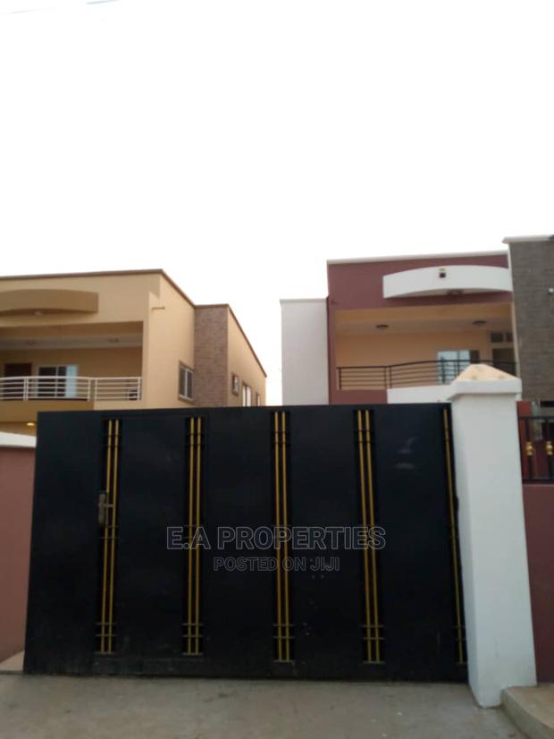 4bdrm House in E a Properties, School Junction for Rent · Photo 3
