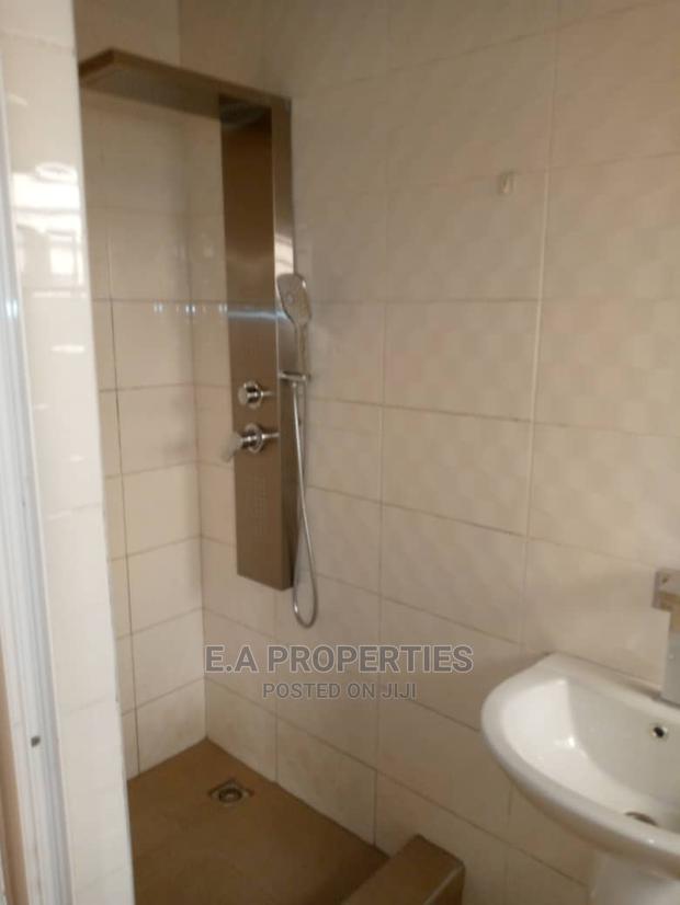 4bdrm House in E a Properties, School Junction for Rent · Photo 6