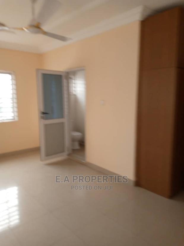 4bdrm House in E a Properties, School Junction for Rent · Photo 8