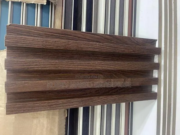 Fluted Panel · Photo 1