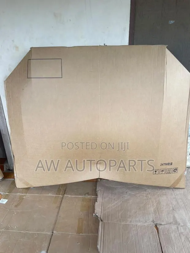 Toyota Tacoma 2024 Hood. Aluminium Without Hood Scoop · Photo 1