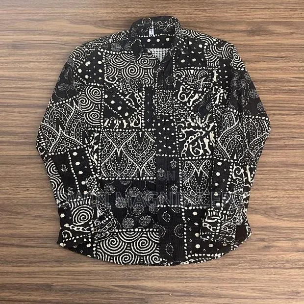 Double Pocket Abstract Patchwork Designer Shirt · Photo 1