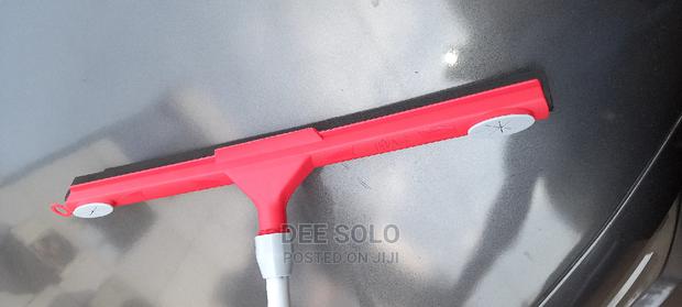 Floor Squeegee · Photo 2