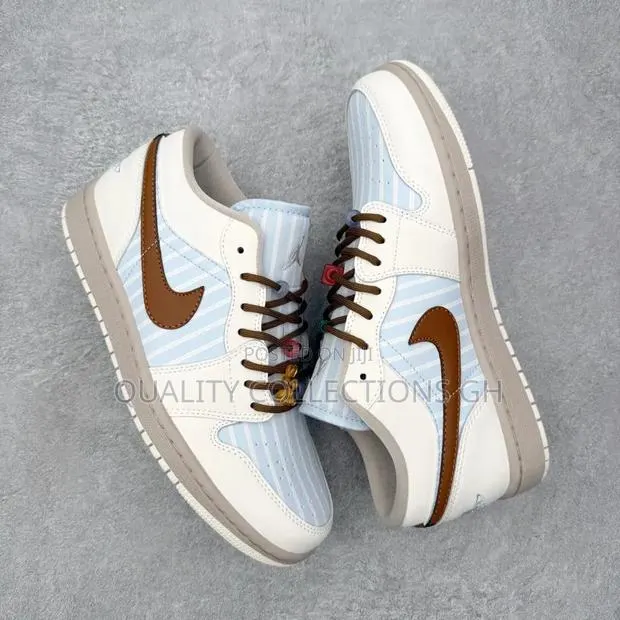 Jordan 1 Low Pinstripe Pack · Photo 1