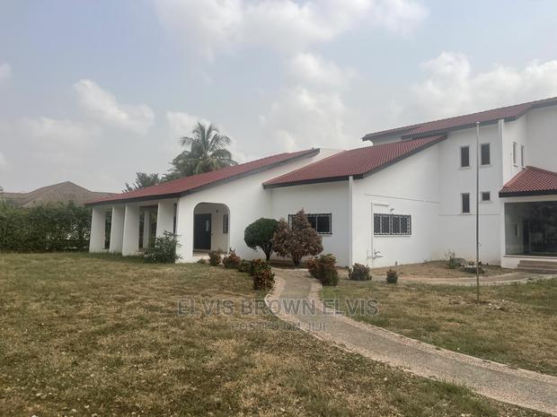 4bdrm Mansion in Living Large, Adjiriganor for Sale · Photo 1
