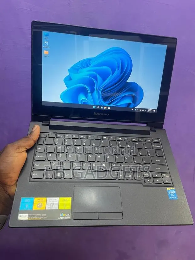 Laptop Lenovo S215 4GB Intel Pentium SSD 128GB · Photo 1
