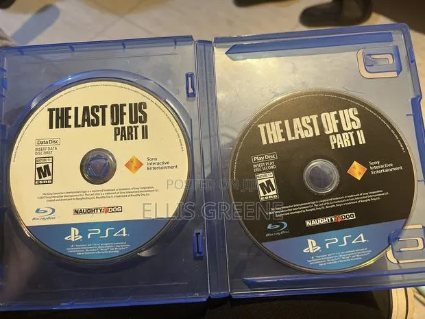Last of Us Part II PS4 Cd · Photo 1