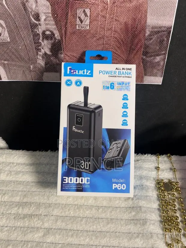Fsundz 30000 mAh Power Bank · Photo 1