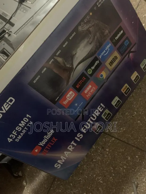 Mooved 43” Smart TV · Photo 1