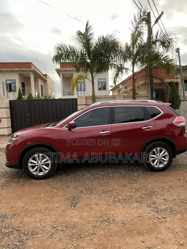 Nissan Rogue · Photo 1